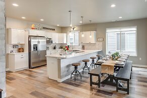 Spacious, Rustic Spearfish Home: Walk to Downtown!