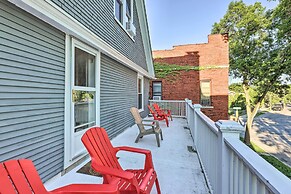 Milwaukee Home < Half Mi to Lake Michigan!