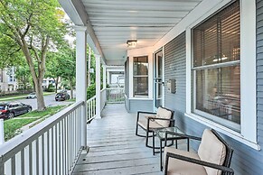 Milwaukee Home < Half Mi to Lake Michigan!