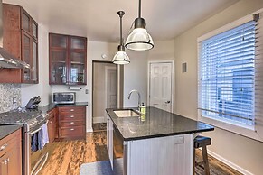 Milwaukee Home < Half Mi to Lake Michigan!