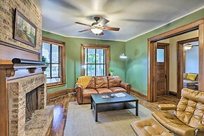 Milwaukee Home < Half Mi to Lake Michigan!