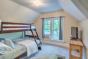 Milwaukee Home < Half Mi to Lake Michigan!