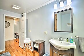 Lisle Apt: Fireplace & Stained Glass Windows!