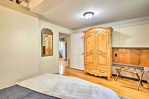 Lisle Apt: Fireplace & Stained Glass Windows!