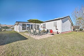 Lady Lake House w/ Lanai & Community Pool!
