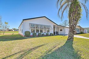 Lady Lake House w/ Lanai & Community Pool!
