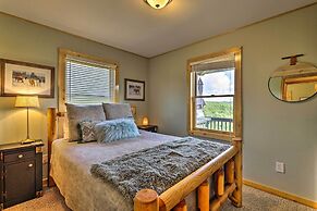 Piney Creek Mountain-view Cabin w/ Wraparound Deck