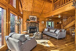 Piney Creek Mountain-view Cabin w/ Wraparound Deck