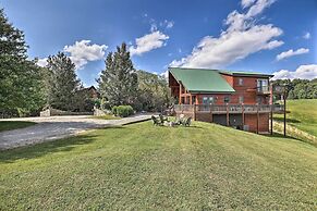 Piney Creek Mountain-view Cabin w/ Wraparound Deck