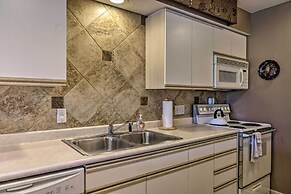 Resort Condo in Branson: 4 Mi to the 76 Strip!