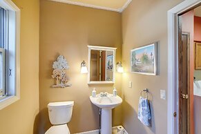 Spacious & Secluded Madison Home Near Dtwn!