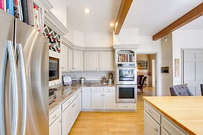 Spacious & Secluded Madison Home Near Dtwn!