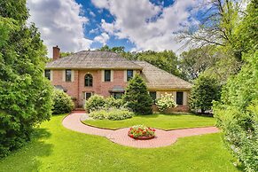 Spacious & Secluded Madison Home Near Dtwn!