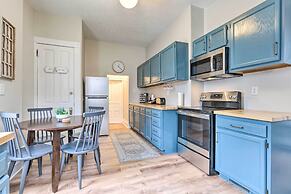 Pet-friendly Condo w/ Deck ~ 3 Mi to Dtwn!