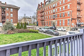 Pet-friendly Condo w/ Deck ~ 3 Mi to Dtwn!