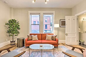 Pet-friendly Condo w/ Deck ~ 3 Mi to Dtwn!