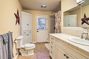 Templeton Ranch w/ Private Hot Tub & Deck!