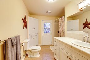 Templeton Ranch w/ Private Hot Tub & Deck!