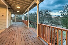 Templeton Ranch w/ Private Hot Tub & Deck!