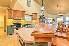 Templeton Ranch w/ Private Hot Tub & Deck!