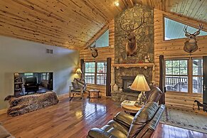 Black Hills Cabin: Hot Tub, Fishing Pond & Deck