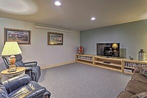 Black Hills Cabin: Hot Tub, Fishing Pond & Deck