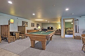 Black Hills Cabin: Hot Tub, Fishing Pond & Deck