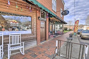 Cozy Damascus Apartment w/ Great Views!