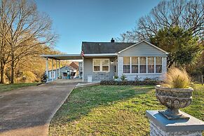 Modern Florence Getaway w/ Patio & Grill!