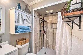 Modern Florence Getaway w/ Patio & Grill!