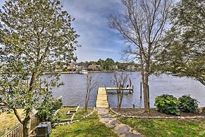 High-end Canalfront Paradise w/ Dock & Kayaks!