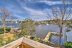 High-end Canalfront Paradise w/ Dock & Kayaks!