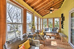 High-end Canalfront Paradise w/ Dock & Kayaks!