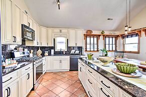 High-end Canalfront Paradise w/ Dock & Kayaks!