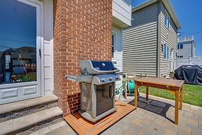 Jersey Shore Getaway w/ Grill: Walk to Beach!