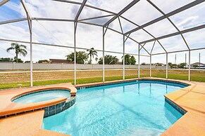 15 Mi to Disney: Home w/ Pool & Lanai in Davenport