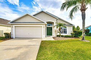 15 Mi to Disney: Home w/ Pool & Lanai in Davenport
