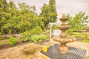 'the Gathering Place' Brenham Home on 6 Acres