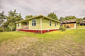 'the Gathering Place' Brenham Home on 6 Acres