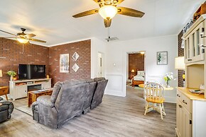 Quaint Mt Vernon Cottage Near Historic Dtwn!