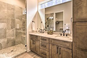 Townhome w/ Hot Tub Across From Ski Lifts!