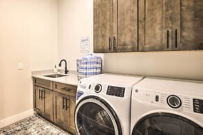 Townhome w/ Hot Tub Across From Ski Lifts!