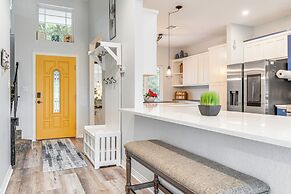 Beach & Pool Access at Lake Travis Family Getaway!