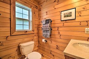 Cozy Boone Cabin w/ Deck: Close to Downtown!