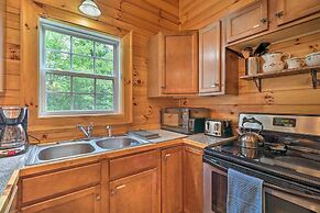 Cozy Boone Cabin w/ Deck: Close to Downtown!