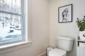 3-acre Thetford Rental w/ River Access & Upgrades!