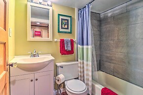 Near Hiking + Dining: Dtwn Sylva Cottage!