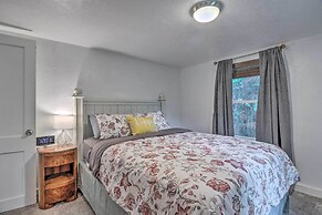 Near Hiking + Dining: Dtwn Sylva Cottage!