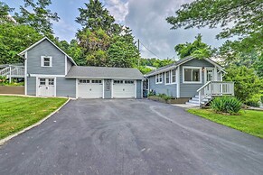 Near Hiking + Dining: Dtwn Sylva Cottage!