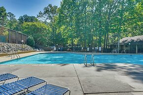 Stylish Durham Townhome < 5 Mi to Downtown!